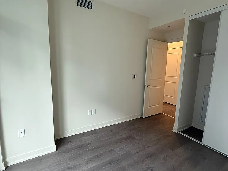 38 Annie Craig Dr #611 — Photo 4