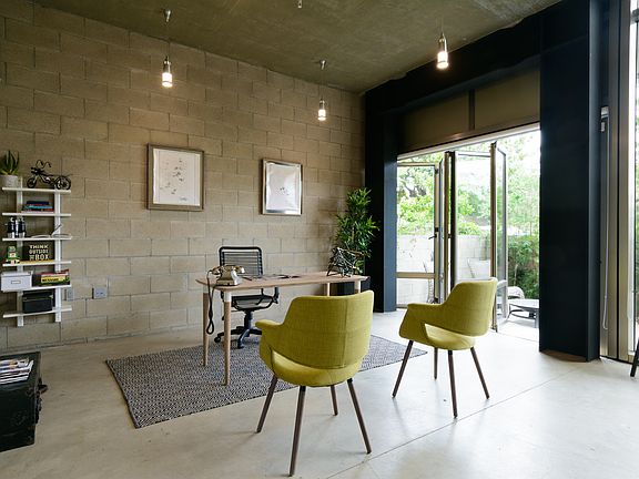 Ground floor office 1