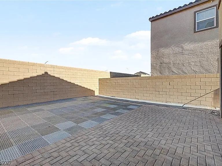 874 Pointe Arbor St — Photo 26