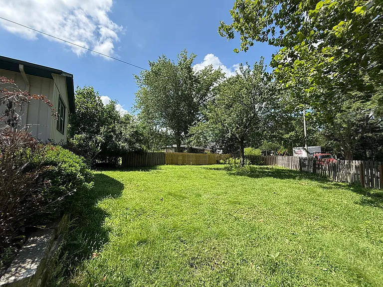21 Highland Dr — Photo 18