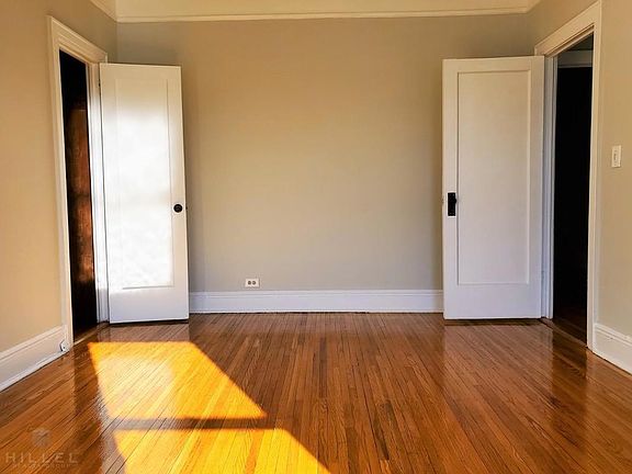 2nd image of 4535 46th St APT 3B