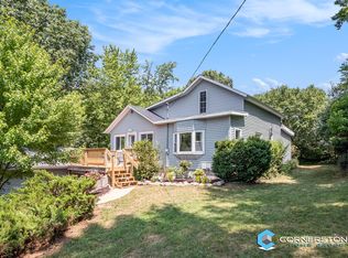 12938 Pine Island Dr, Sparta, MI 49345