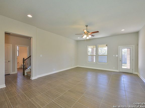 3rd image of 29018 Vogus Ave