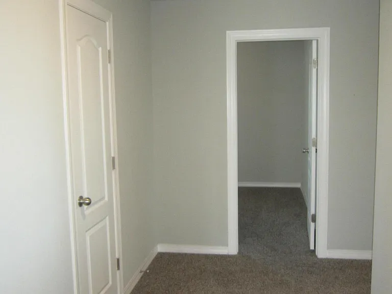 12253 Desert Cliff Ct — Photo 27