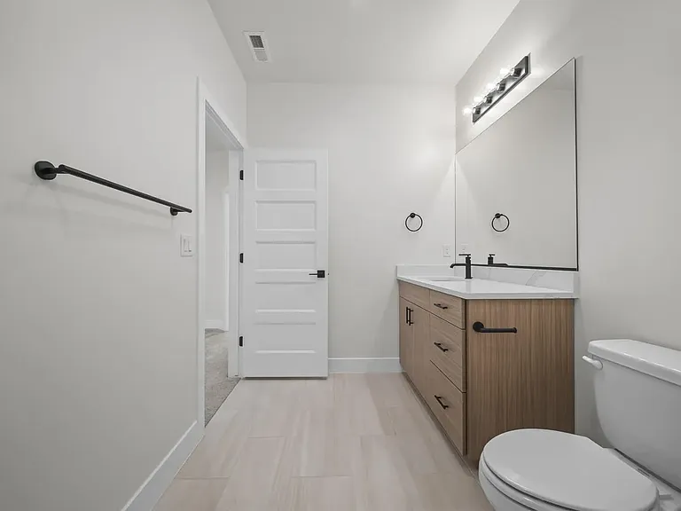 2305 E Kiabito Ln — Photo 21