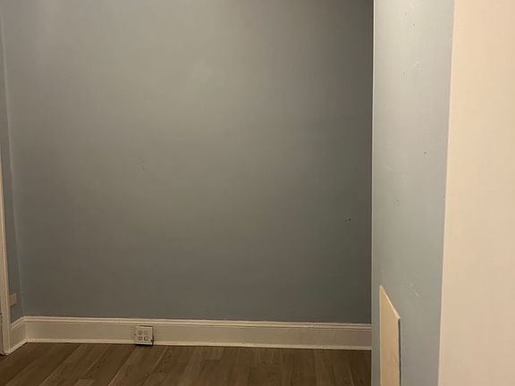4th image of 2116 E Somerset St
