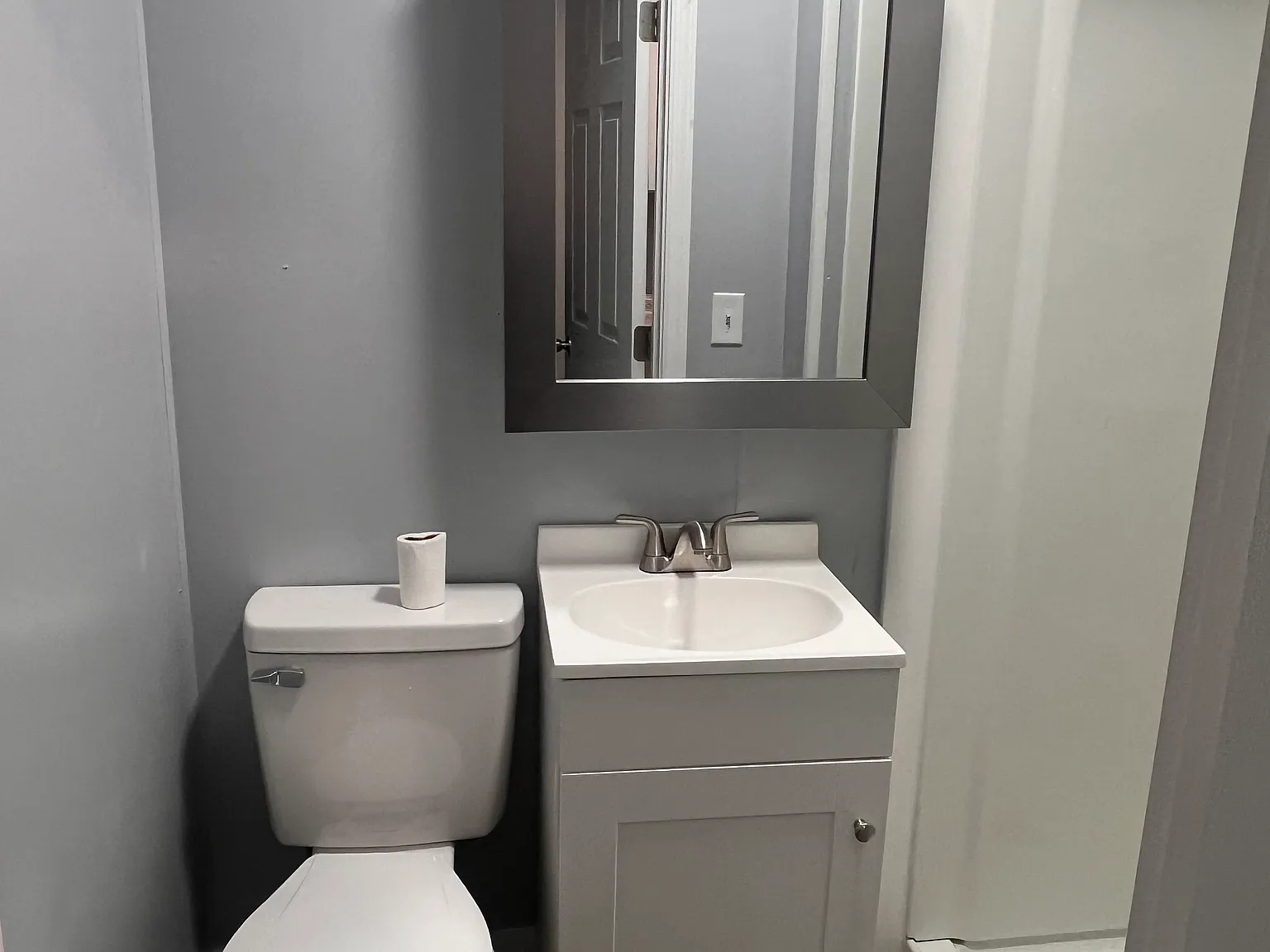1 bed, $900 — Photo 4