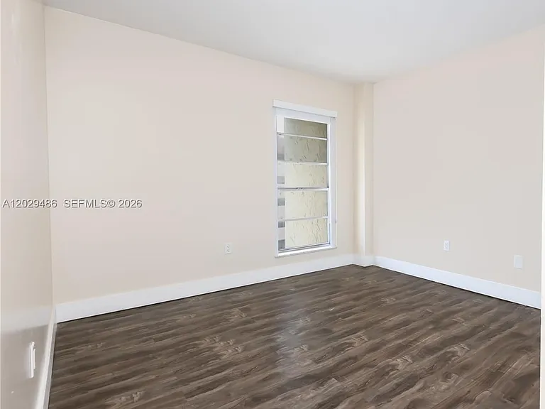 300 NW 42nd Ave #411 — Photo 13