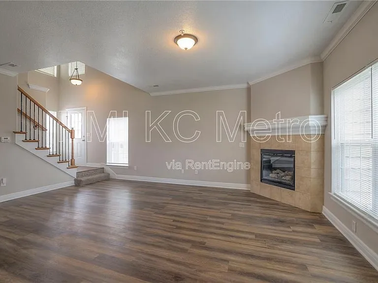 8921 Inkster St — Photo 6