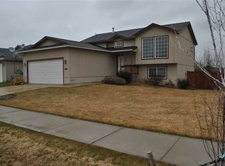 1407 E Clover, Spokane, WA 99218