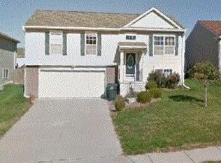10902 Weber St, Omaha, NE 68142