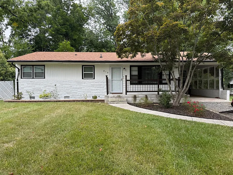 812 N Fulton St — Photo 1