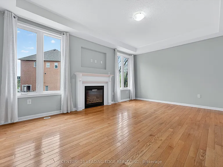 64 Ferguson St — Photo 12