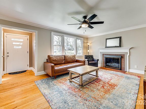 4th image of 765 Colonial Dr