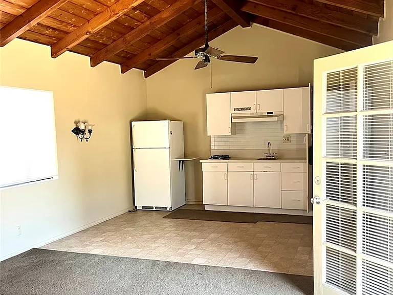 5124 Cathann St — Photo 2