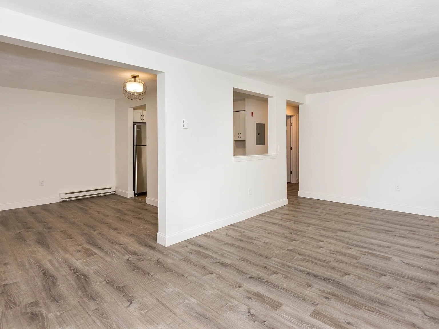 2 bed, 1.0 bath, 950 sqft, $1,900 — Photo 4
