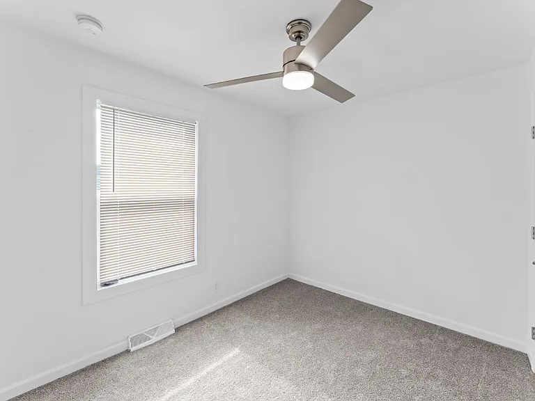 815 Kickapoo St — Photo 26