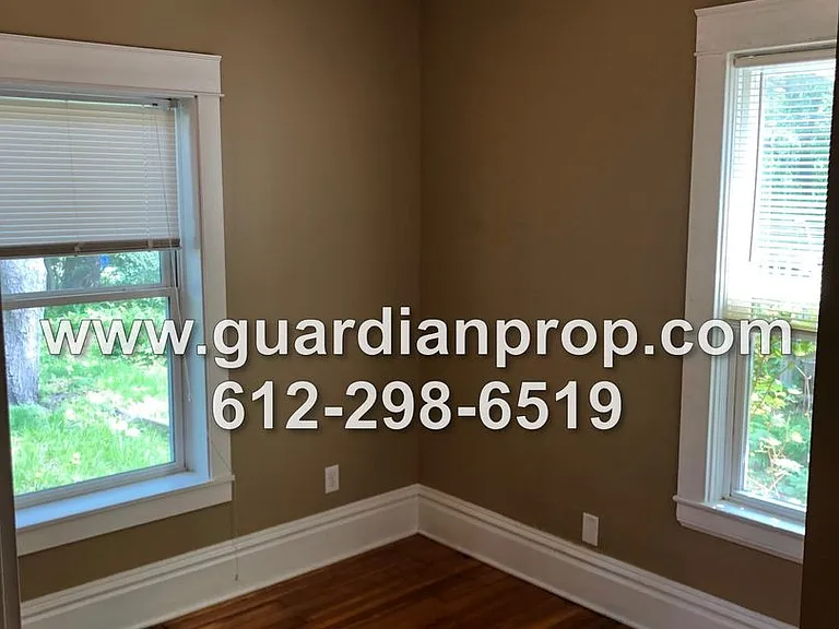 1783 Dayton Avenue — Photo 12