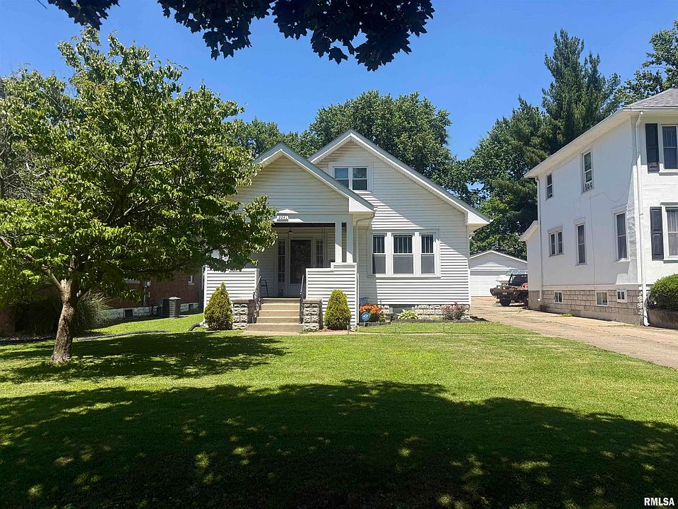 1st image of 2241 Spring St