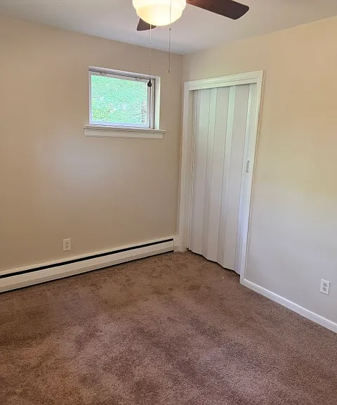 12748 Richmond St — Photo 12
