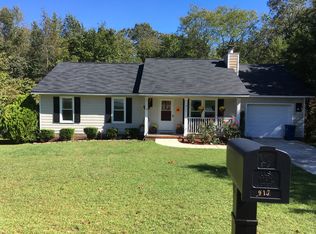 917 Kennesaw Dr, Fayetteville, NC 28314