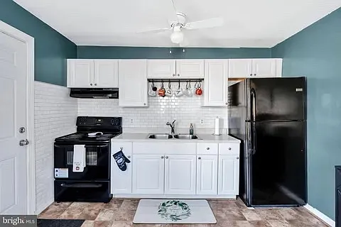 123 Polk Ave — Photo 4