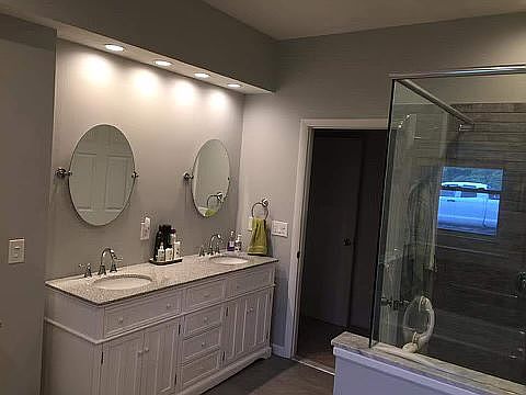 Master bathroom 