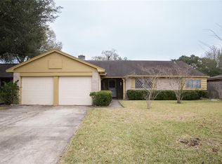 11719 Chadbrook Ln, Houston, TX 77099