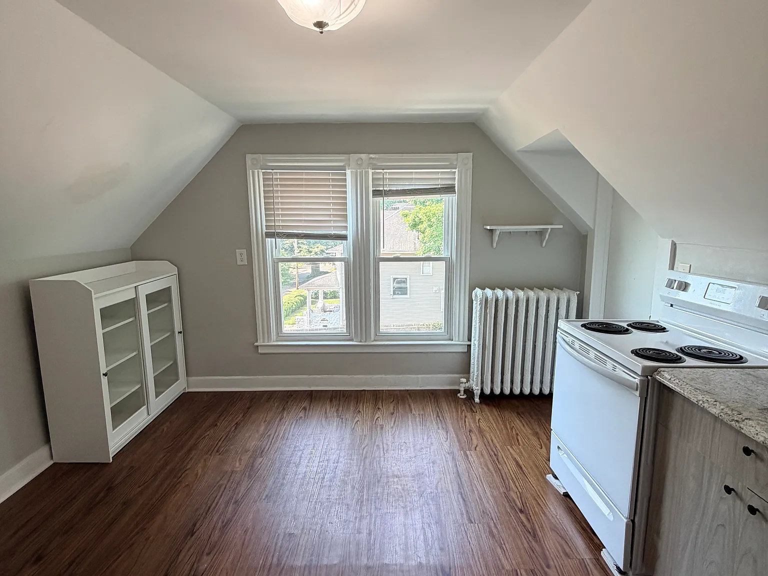 2 bed, $1,725 — Photo 2