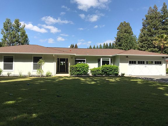Expansive front lawn. 