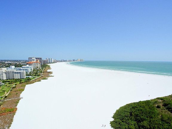 3rd image of 180 Seaview Ct APT 201