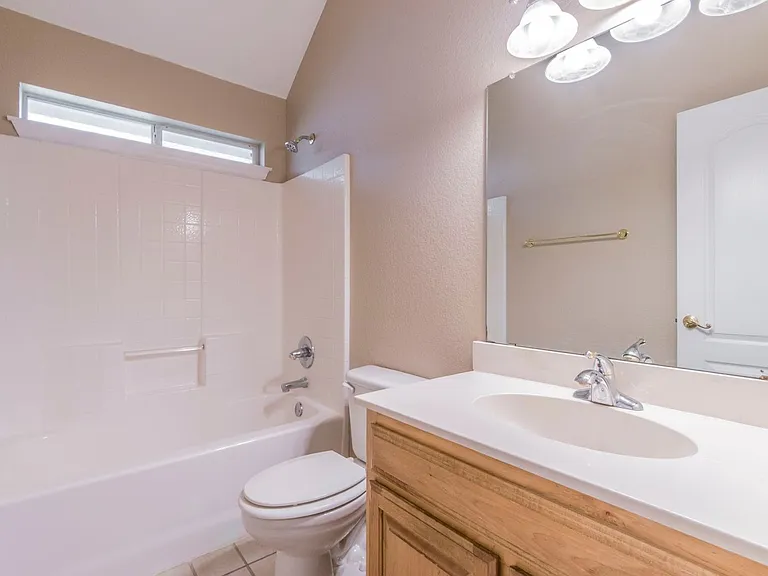 5212 Estrella Ln — Photo 14