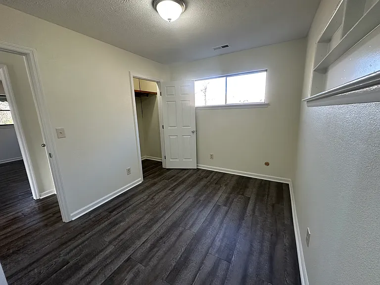 Upstairs bedroom 2