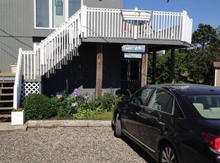 17 Shelton Dr, York Beach, ME 03910