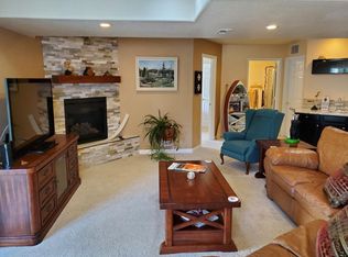 20526 E Lake Dr, Aurora, CO 80016