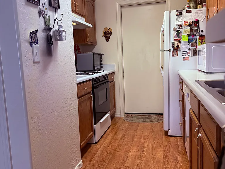 4620 McClintock Cir #C — Photo 9