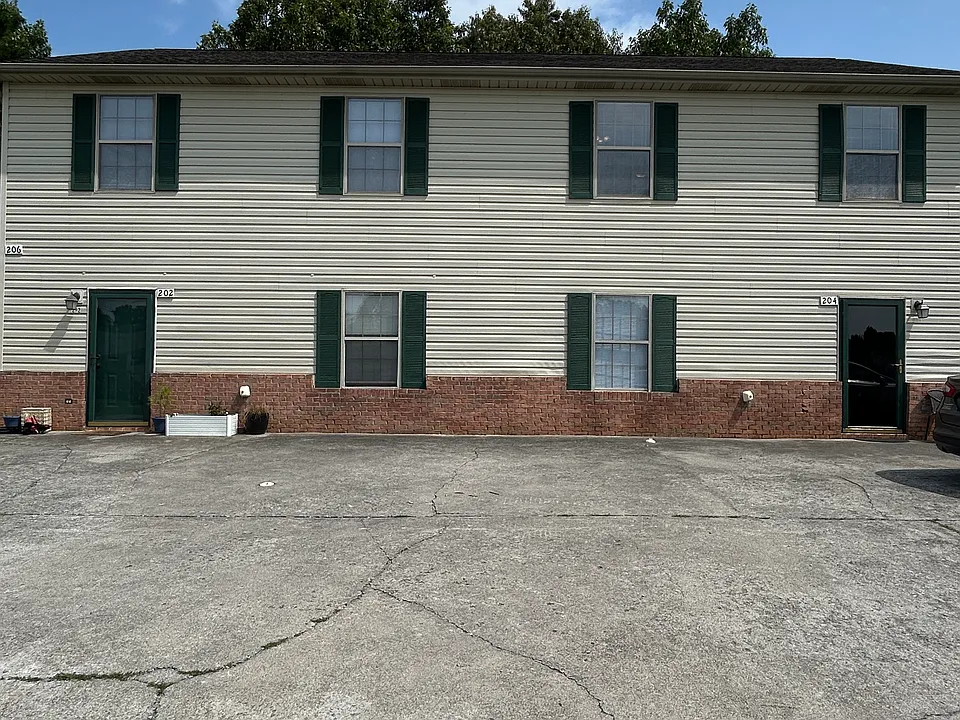 Berkley Court Apartments