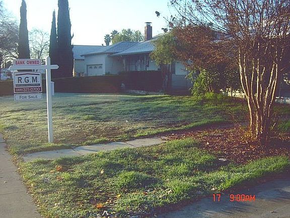 3rd image of 705 Toyon Ave
