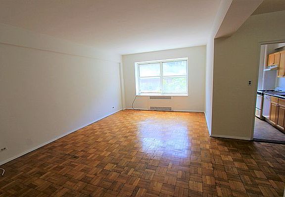 3rd image of 6561 Saunders St APT 3KK