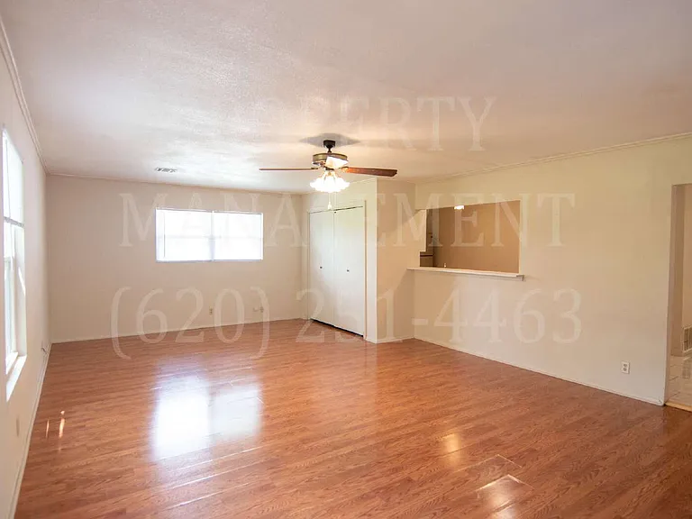 204 Edgewood Dr — Photo 15