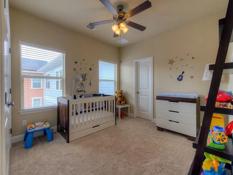 4524 Ruiz St — Photo 11