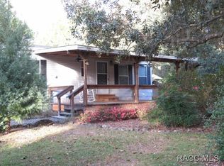 7511 W Green Acres St, Homosassa, FL 34446