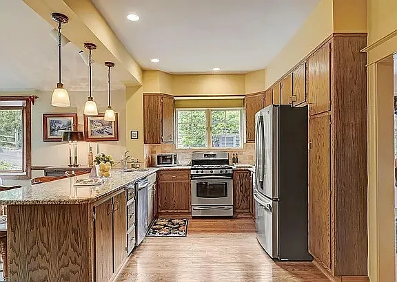 307 Waring Rd — Photo 18