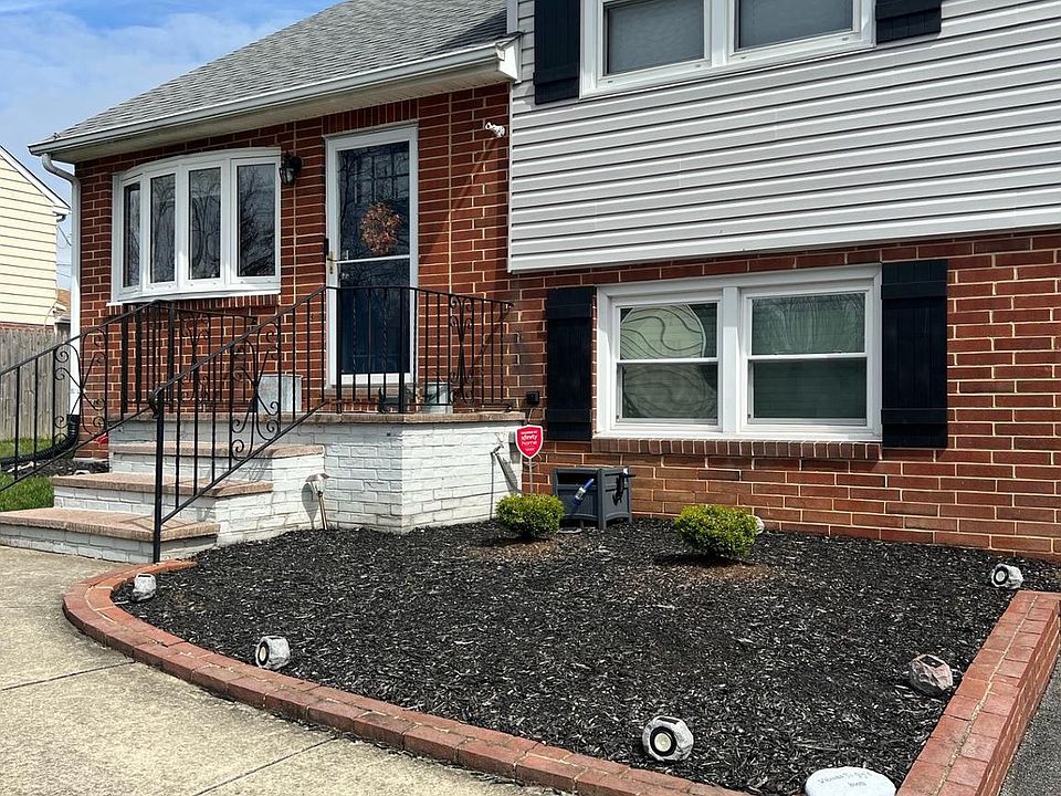 2nd image of 2625 Sherwood Dr