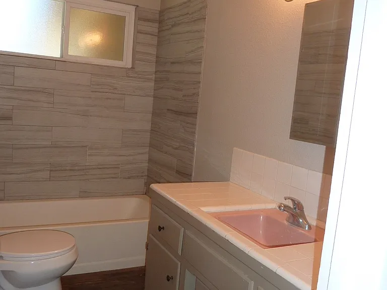 2637 Cordova Ln — Photo 17