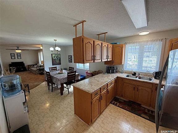 4th image of 705 Northridge COURT