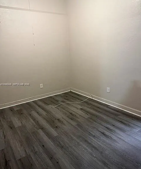 1417 NW 7th Ave #1-2 — Photo 5