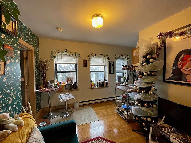 43 Ivaloo St #5R — Photo 7