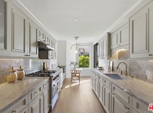 11808 Dorothy St APT 206, Los Angeles, CA 90049