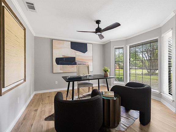 4th image of 16 S Ridge Cir